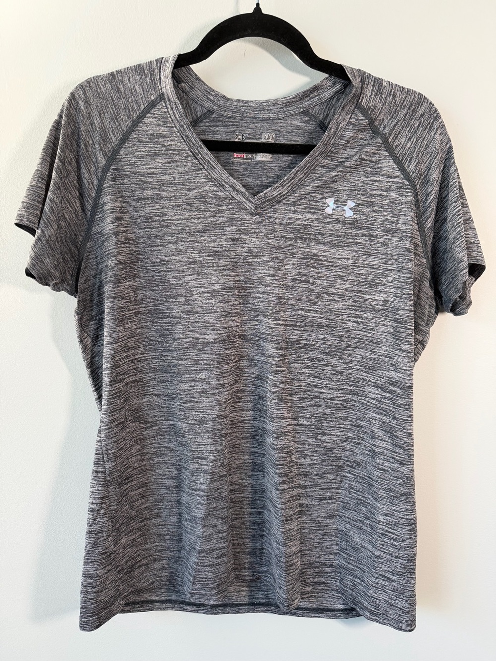 Under Armour Gray Heather V-Neck Short Sleeve Performance Tee